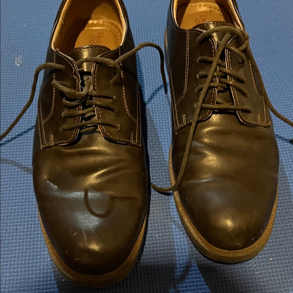 Classic brown leather lace shoe by  Dexter, comfort Men's Dress Shoes size 11